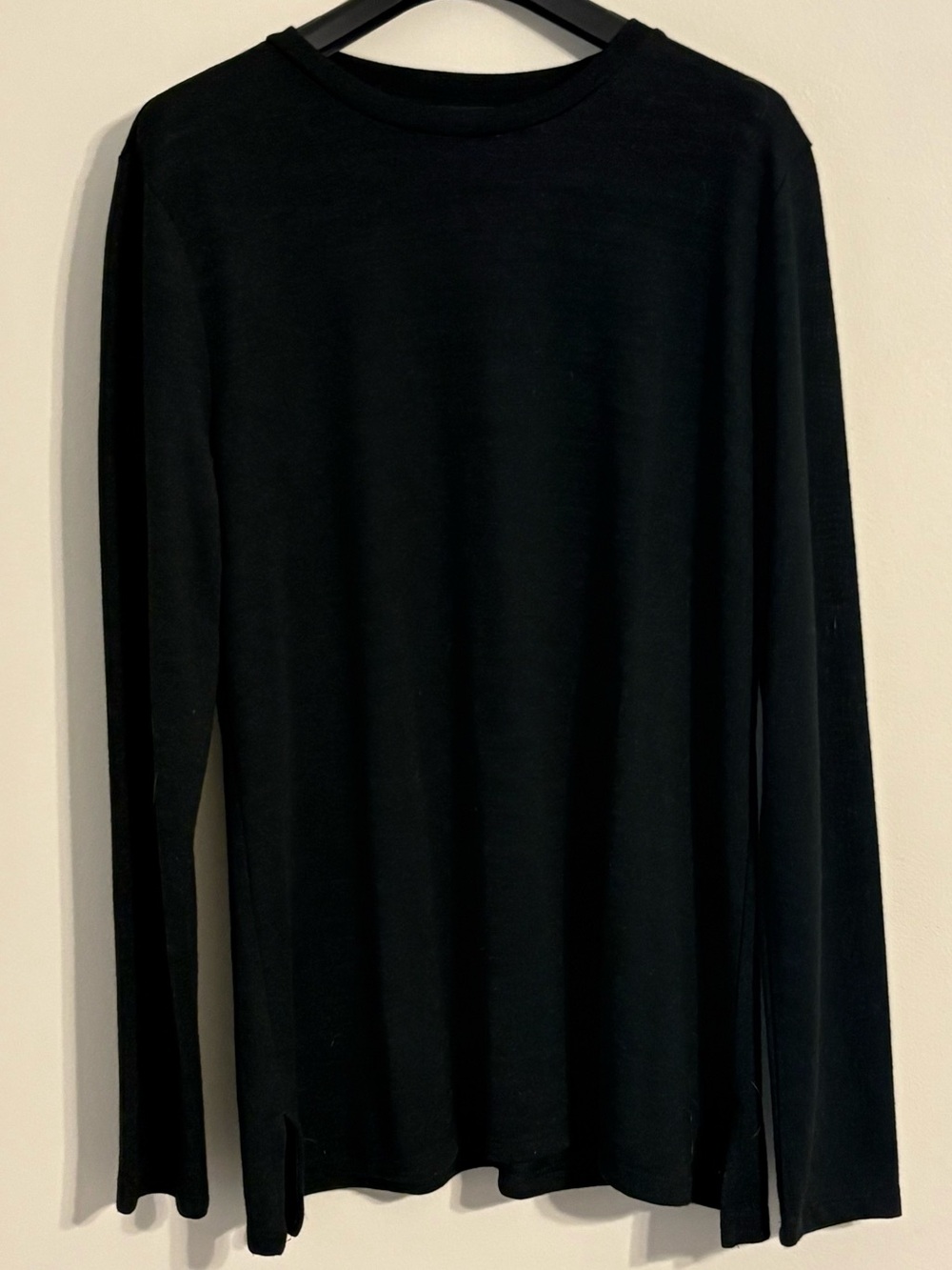 Banana Republic Women’s Black Long-Sleeve Crewneck Sweater - Size Large